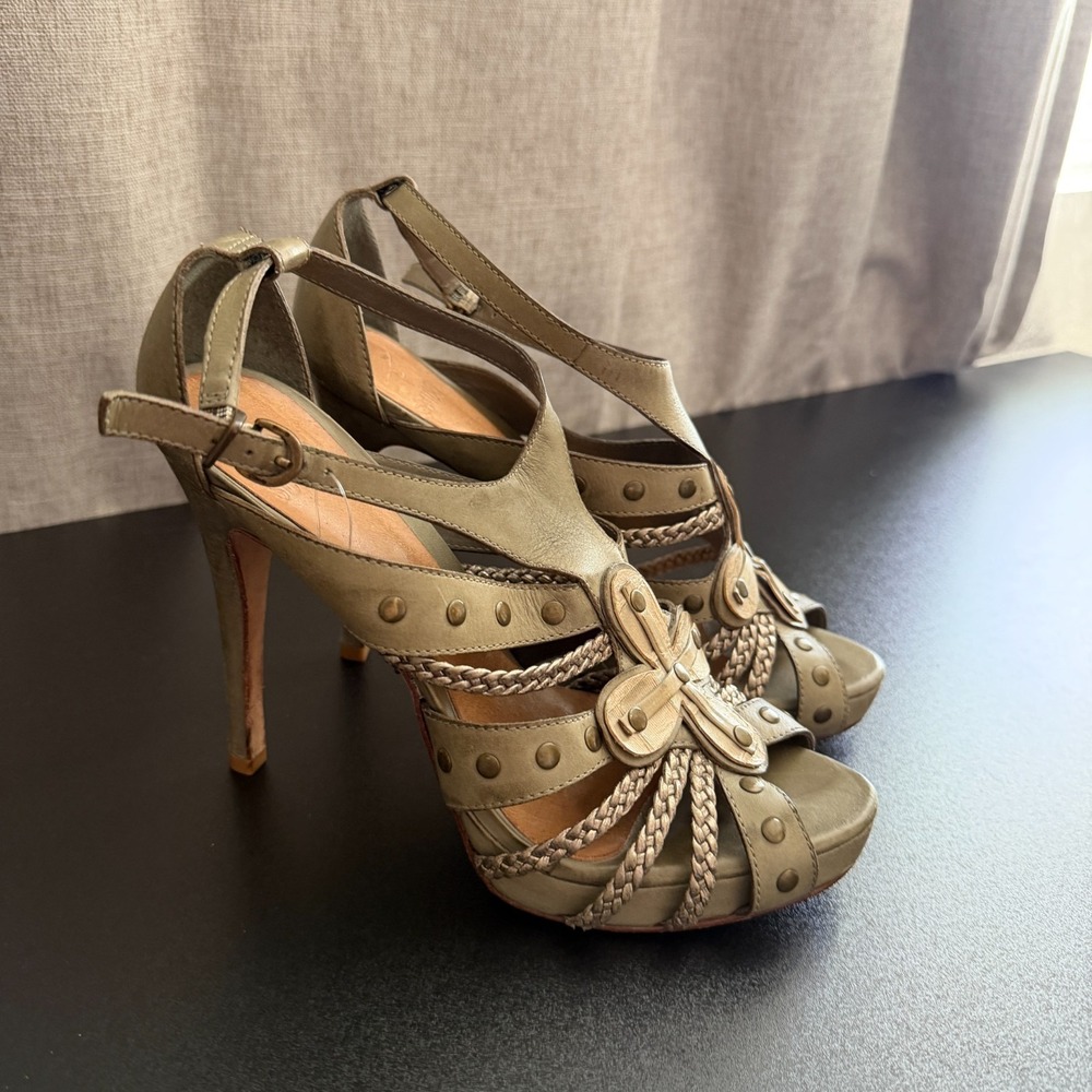 Schutz Platform Stiletto Heels Women's US 7B Green Strappy Stud Detailed Y2K